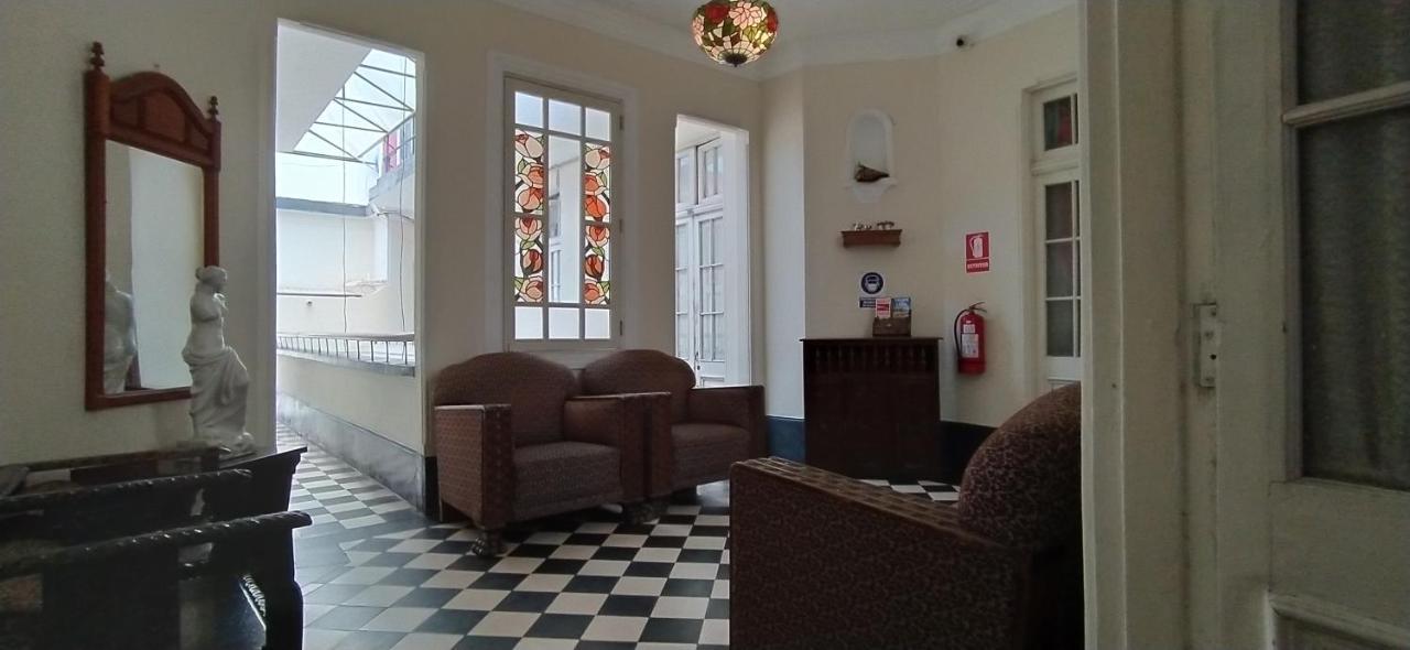 Hospedaje Santa Rosa- Centro Historico Лима Экстерьер фото