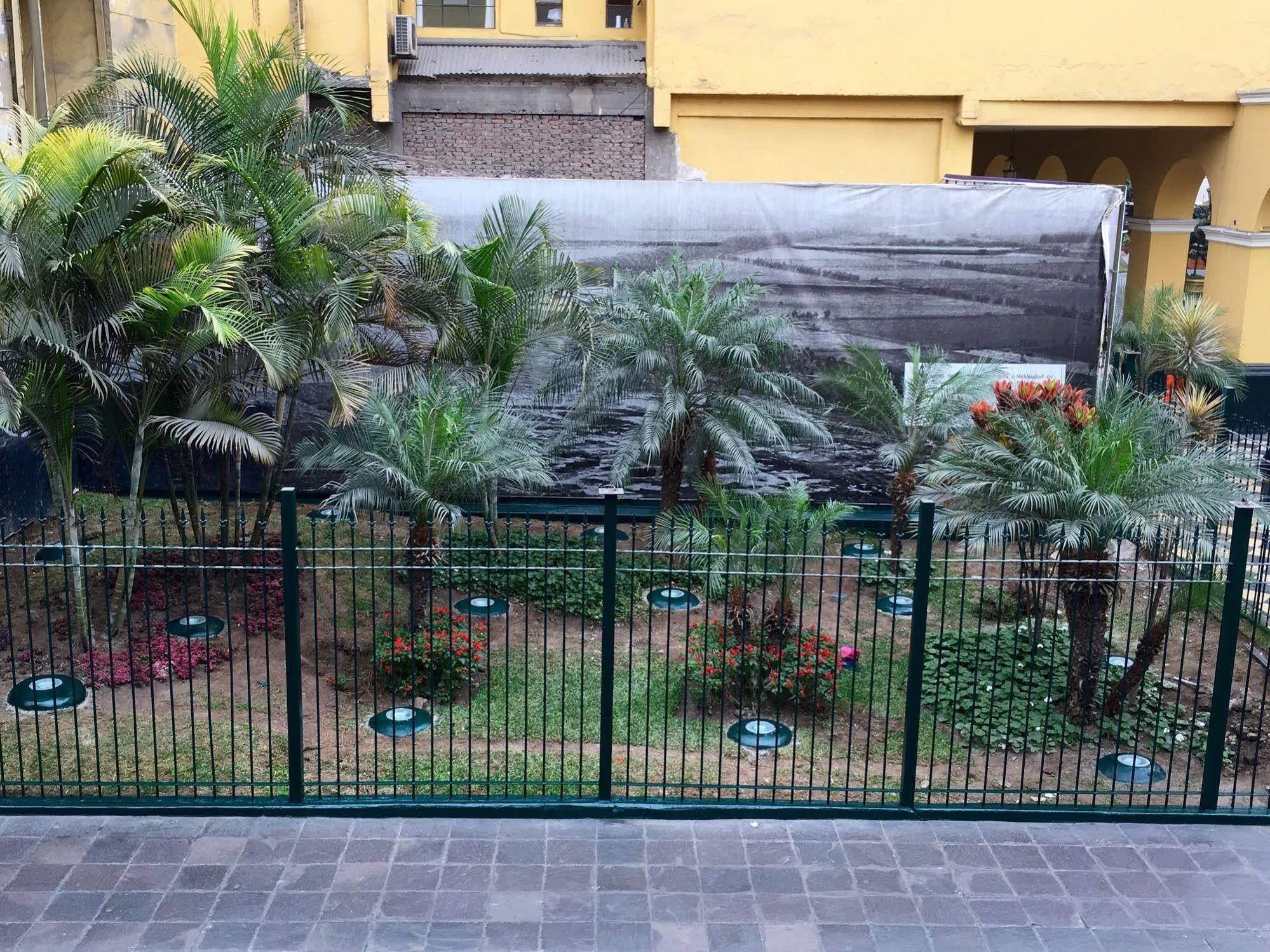 Hospedaje Santa Rosa- Centro Historico Лима Экстерьер фото